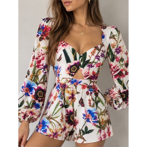 LDT Pants - LDT Floral Butterfly Romper Size 0 Cutout Cottagecore Garden Party Romantic
